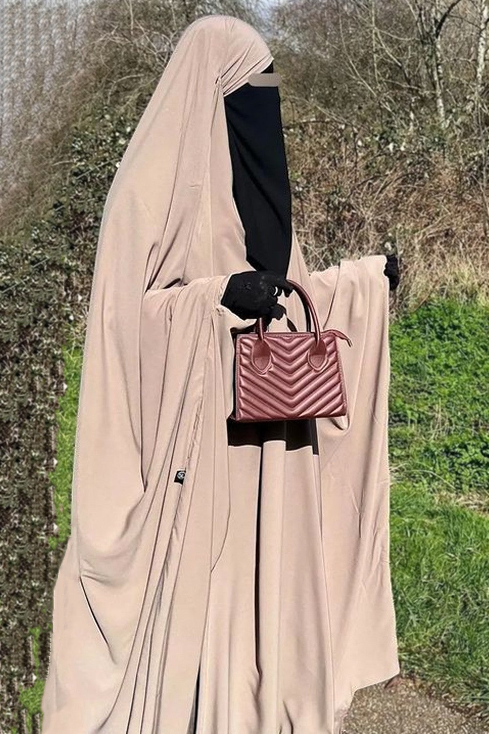 Big jilbab Saoudien Umm Hafsa