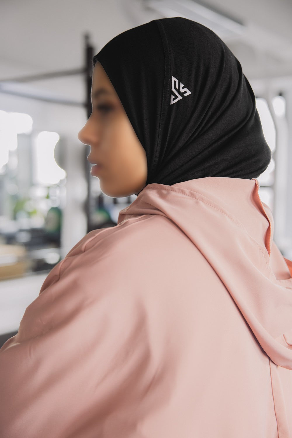 Hijab Sport Femme SafwaFlow™ – Respirant, Anti-Transpiration, Maintien Parfait, Confort Actif