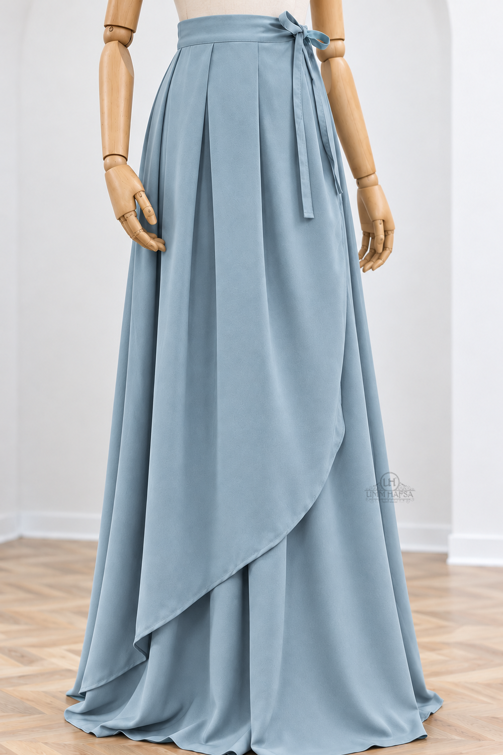 Jupe Portefeuille by Umm Hafsa – Longue, Ample et Fluide – Woolpeach Premium