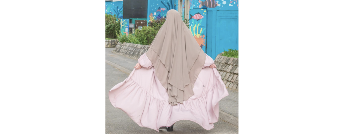 Hijab Bruxelles : Trouvez votre style mastour en ligne avec Safwa Boutique