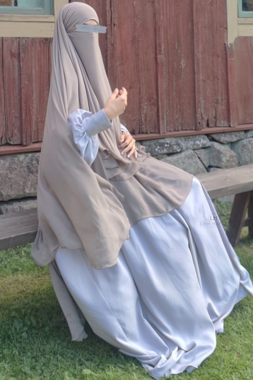Abaya a clips Hafsa by Umm Hafsa
