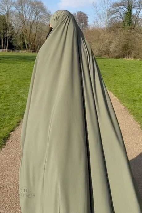 Big jilbab Saoudien Umm Hafsa