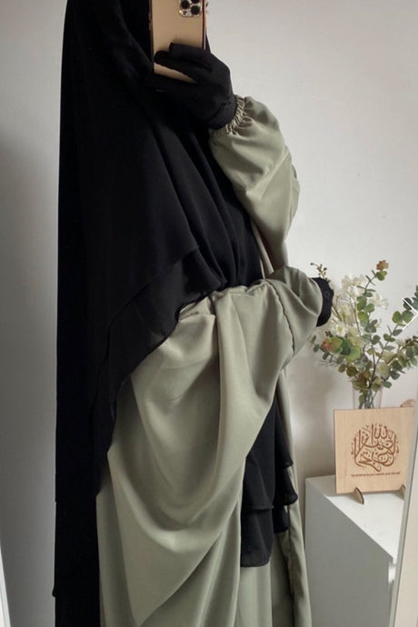 Abaya papillon Umm Hafsa