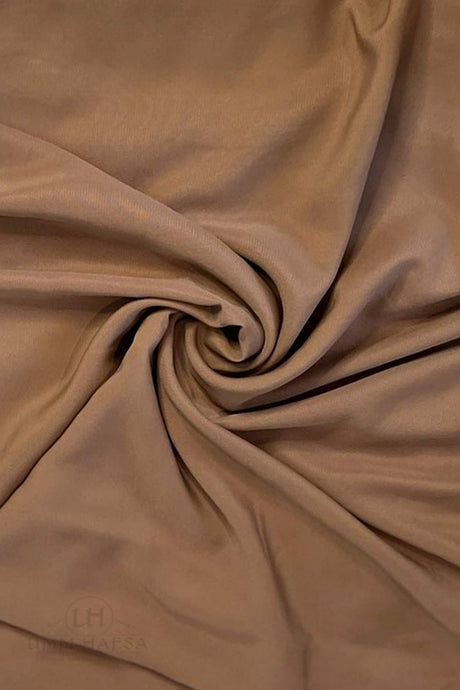 Abaya papillon Umm Hafsa