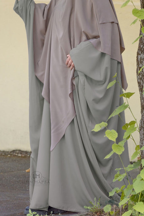 Abaya papillon Umm Hafsa