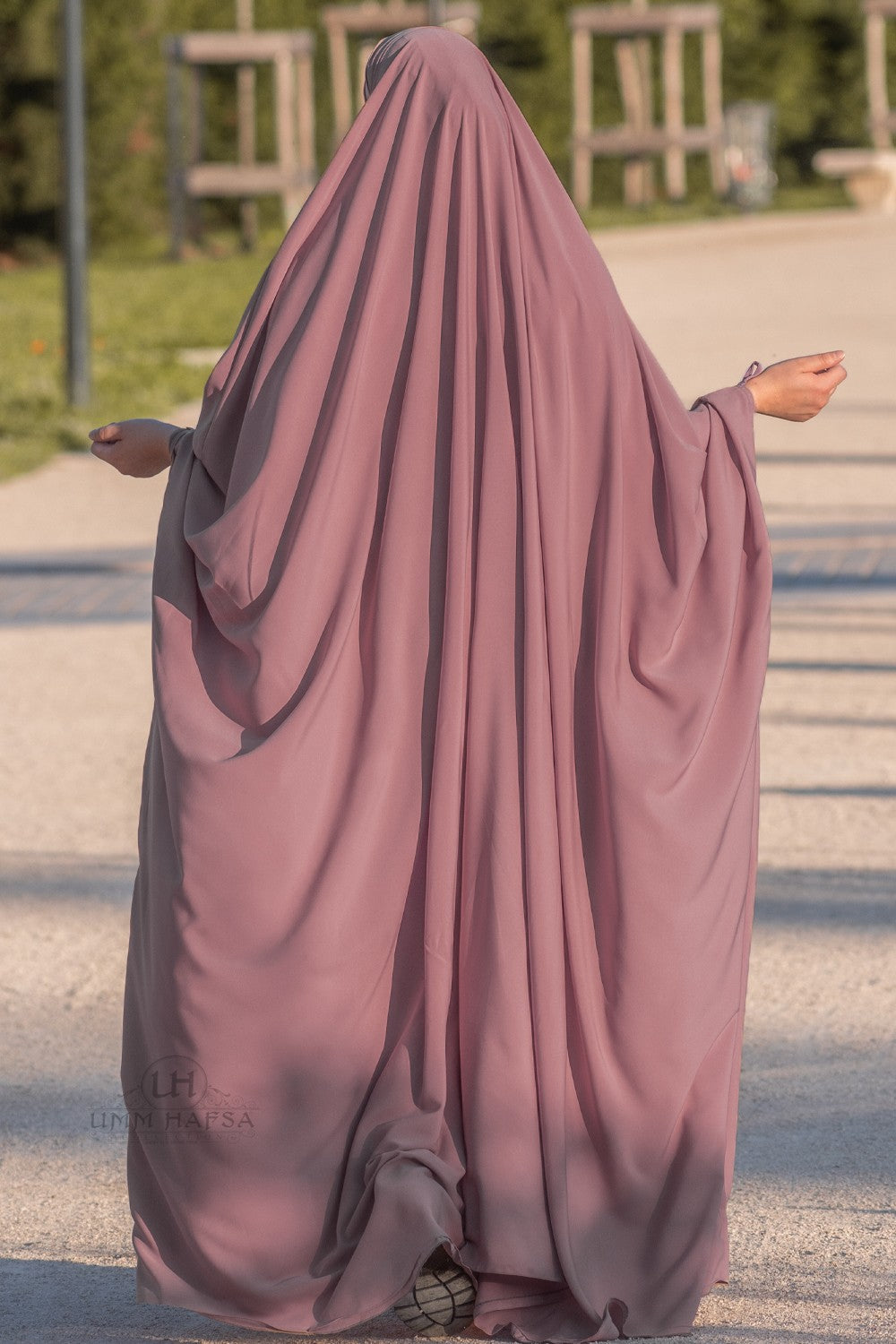 Big jilbab Saoudien Umm Hafsa
