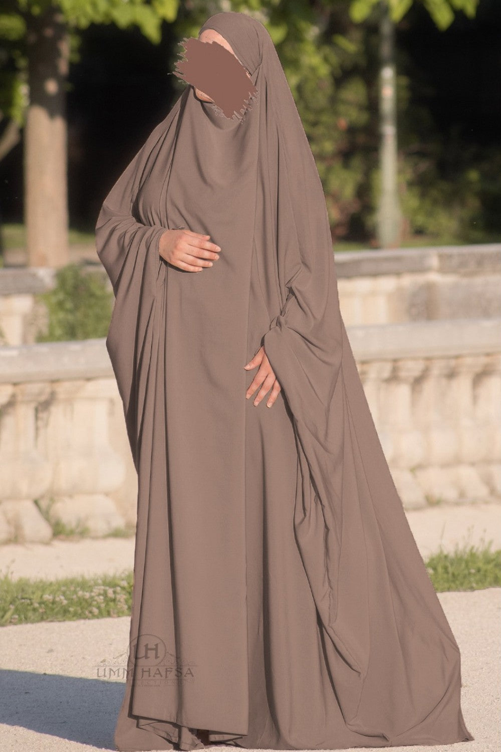 Big jilbab Saoudien Umm Hafsa