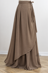 Jupe Portefeuille by Umm Hafsa – Longue, Ample et Fluide – Woolpeach Premium