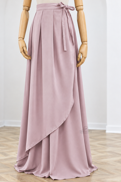 Jupe Portefeuille by Umm Hafsa – Longue, Ample et Fluide – Woolpeach Premium